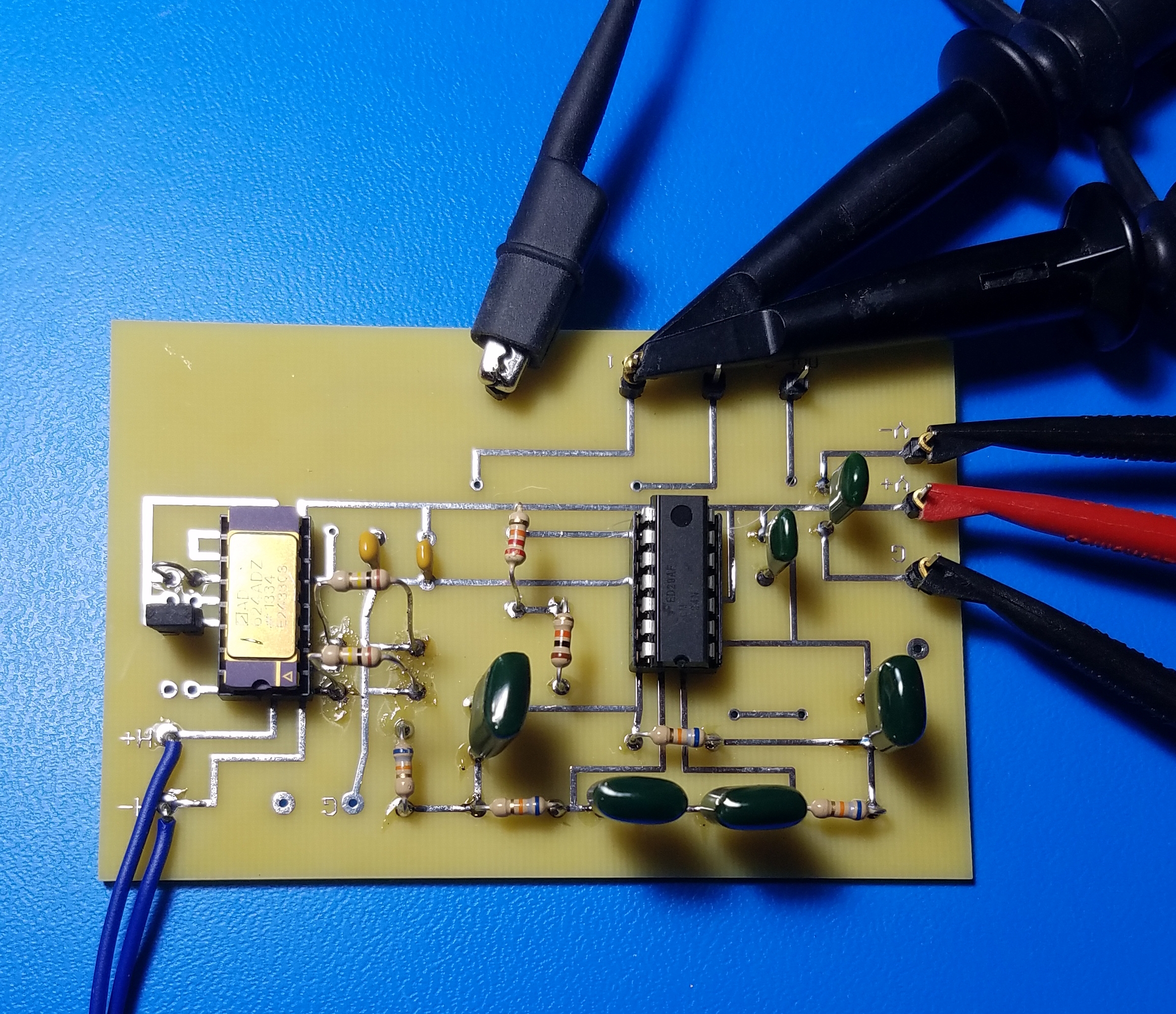 ekg-amplifier-critically-damped